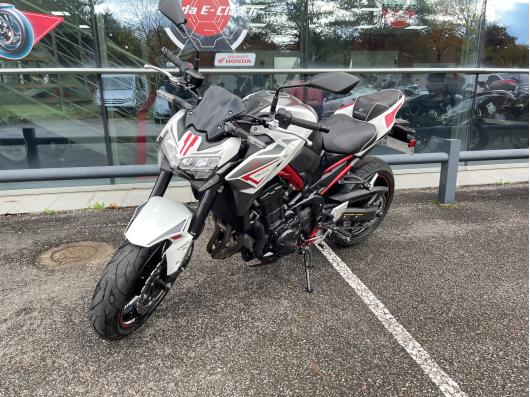 KAWASAKI Z 900
