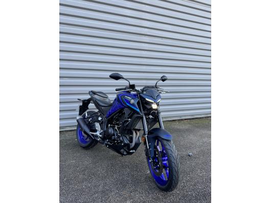 YAMAHA MT-03