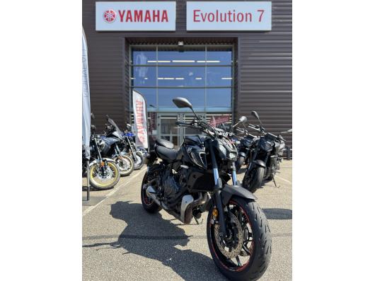 YAMAHA MT-07