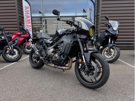 YAMAHA XSR 900